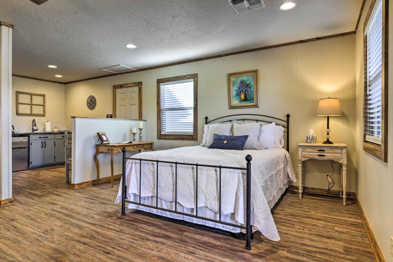 Cozy Fredericksburg Studio Near Wineries! Exteriör bild