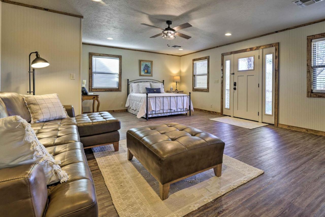Cozy Fredericksburg Studio Near Wineries! Exteriör bild