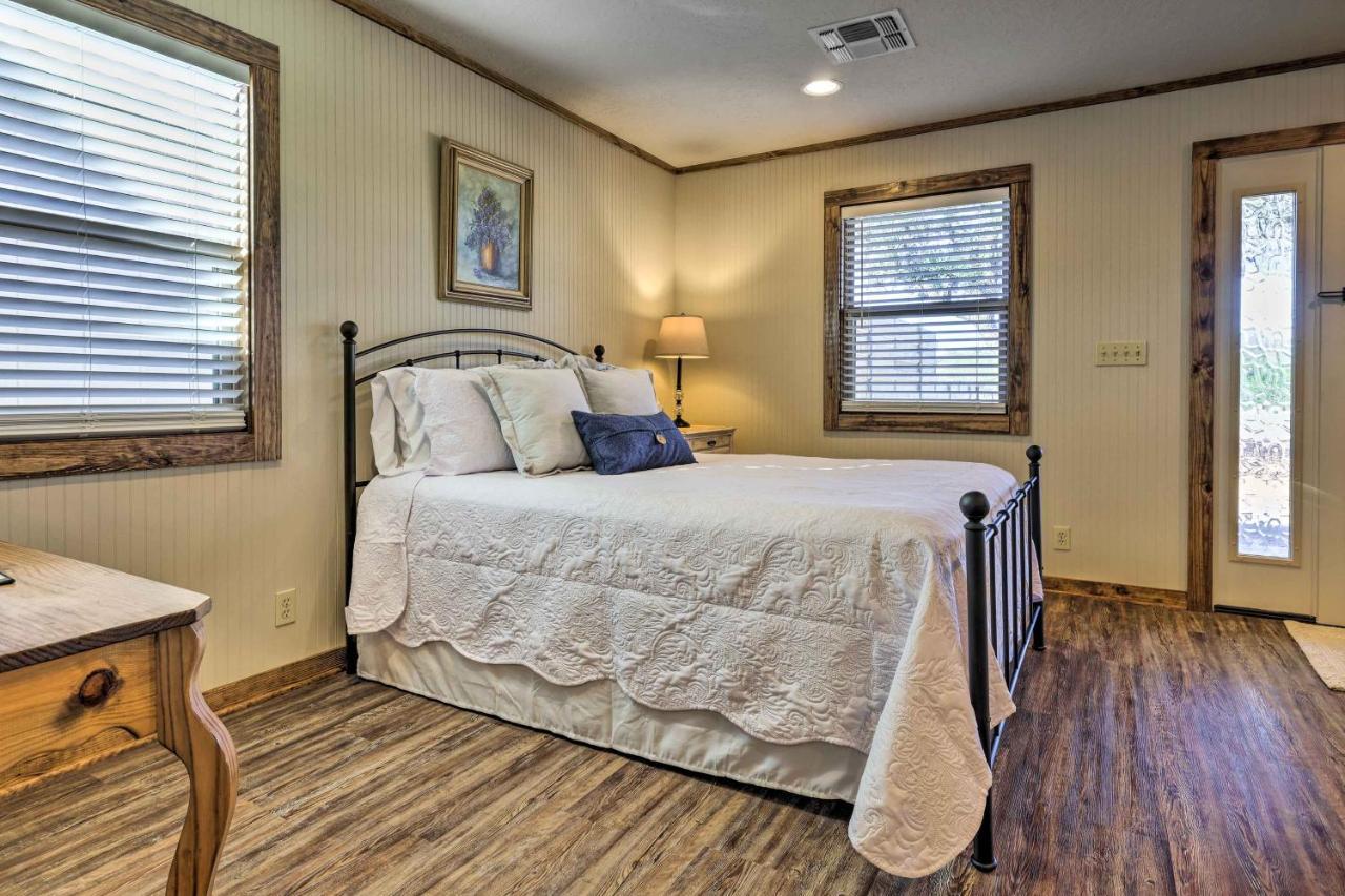Cozy Fredericksburg Studio Near Wineries! Exteriör bild