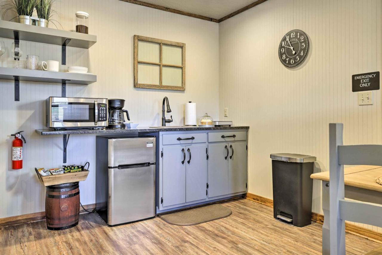 Cozy Fredericksburg Studio Near Wineries! Exteriör bild