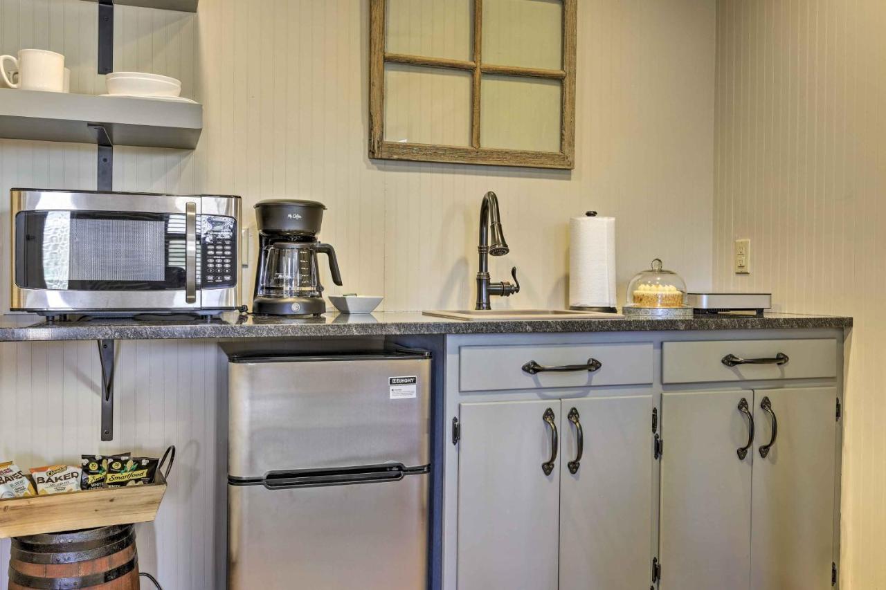 Cozy Fredericksburg Studio Near Wineries! Exteriör bild