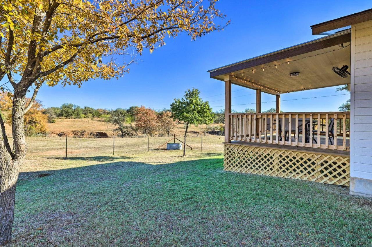 Cozy Fredericksburg Studio Near Wineries! Exteriör bild
